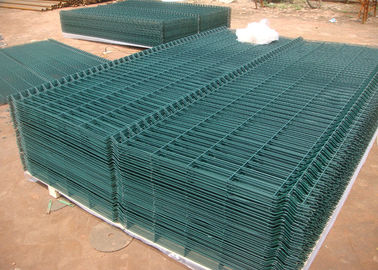 Green 3D Welded Mesh Fencing Fold Panel 100X200MM With Peach Post 40X70MM