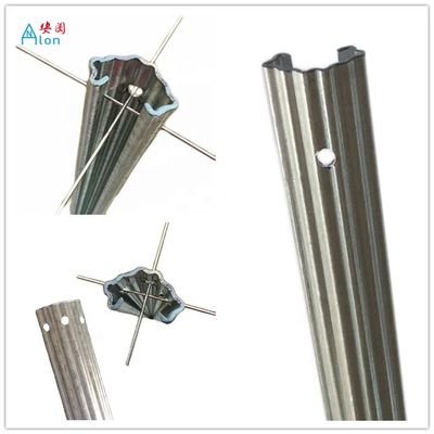 Q235 estacas da planta do metal do aço 1.8mm para plantas exteriores